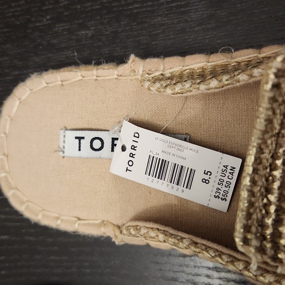 NWT Torrid Gold Espadrilles - Size 8.5 - Picture 3 of 4